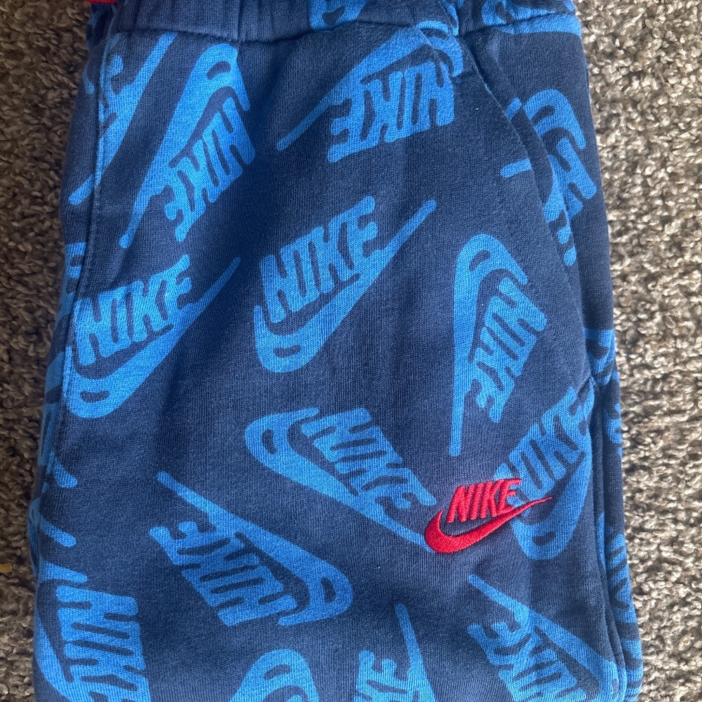 Nike Sportswear